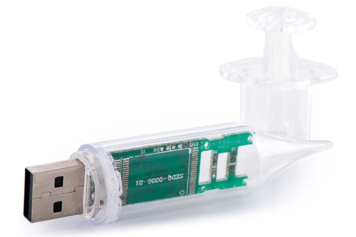 USB-Stick in Spritzen-Form