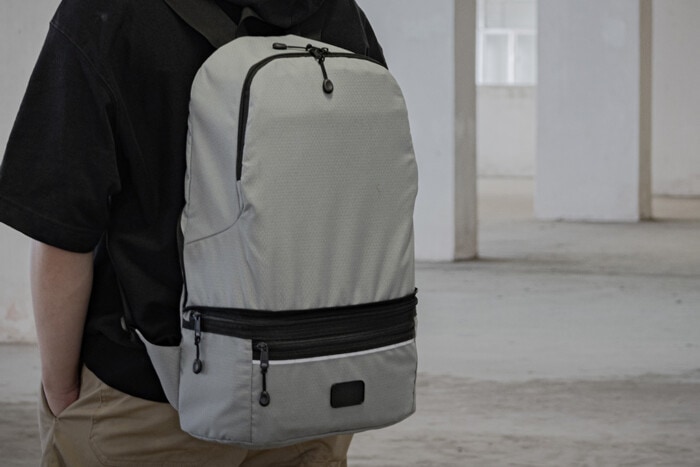 Faltbarer Rucksack und Schultertasche