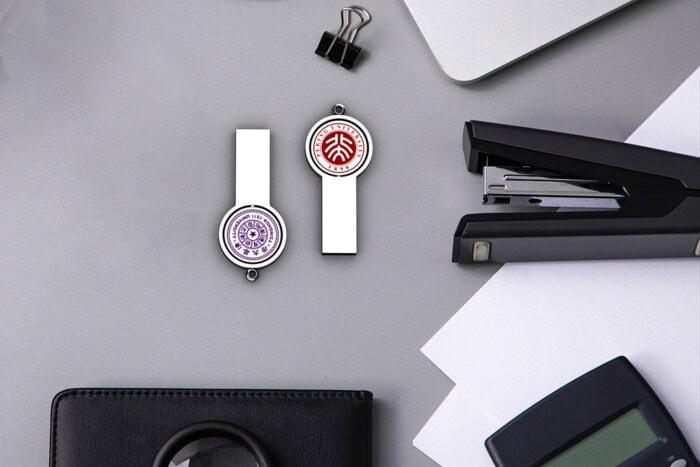 USB-Stick mit rotierendem Logo