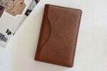 MagSafe Leder Wallet mit Stand