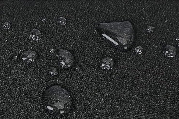 Spritzwassergeschütztes Außenmaterial