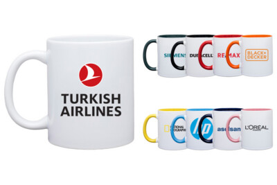 Porzellanbecher mit großem Henkel