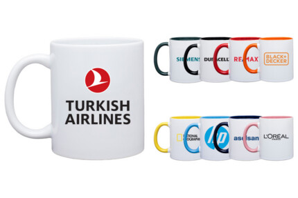 Porzellanbecher mit großem Henkel